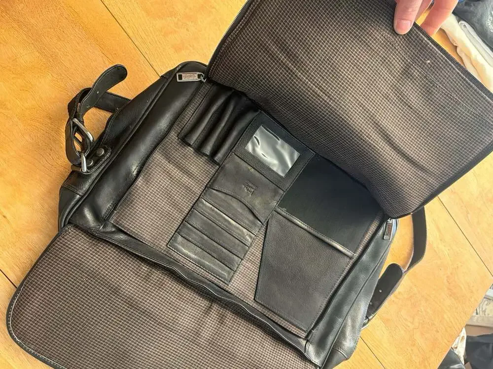 Lodis Los Angeles Black Leather Briefcase Messenger Laptop Bag